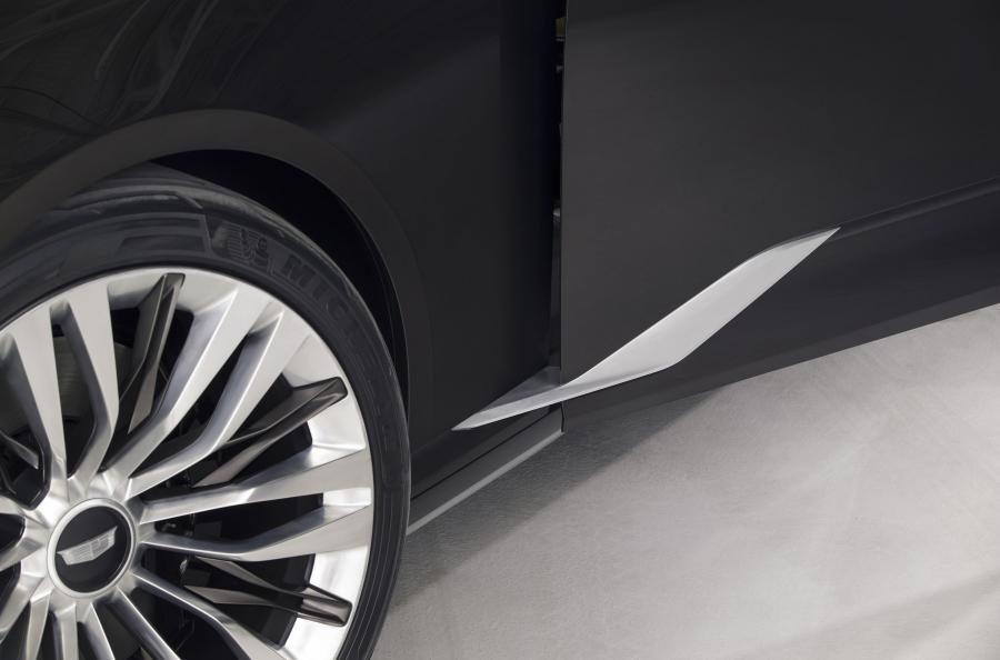 Детали экстерьера Cadillac Escala Concept 2016 года  (фото 4 из 38)